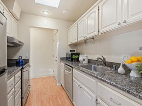 500 W Middlefield Road 20, Mountain View CA 94043