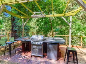 7470 Highway 9, Felton CA 95018