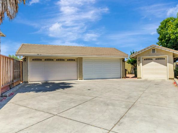 425 Carpentier Way, San Jose CA 95111
