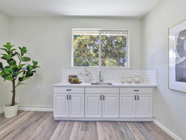 1330 Flower Court, Cupertino CA 95014