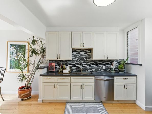 214 Louisburg Street, San Francisco CA 94112