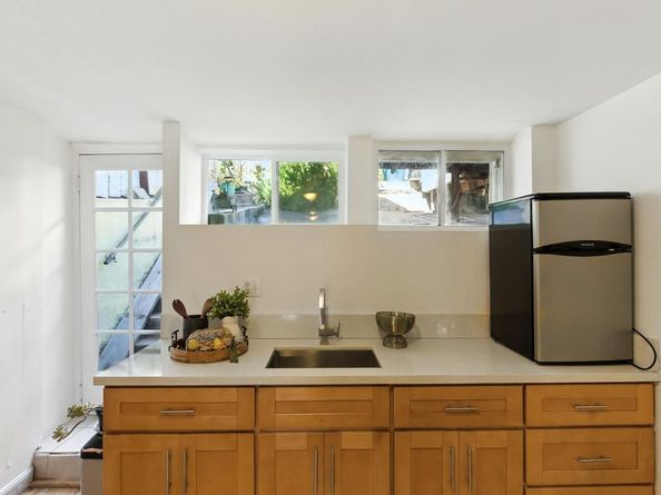 214 Louisburg Street, San Francisco CA 94112