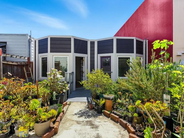 214 Louisburg Street, San Francisco CA 94112