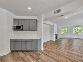 912 Campisi Way 201, Campbell CA 95008