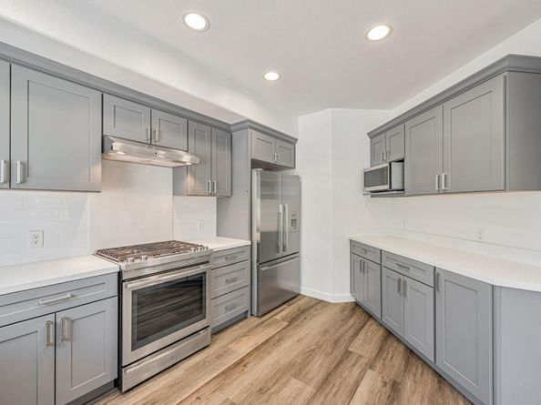 912 Campisi Way 201, Campbell CA 95008