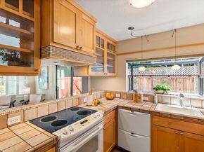1993 Plymouth Street 11, Mountain View CA 94043