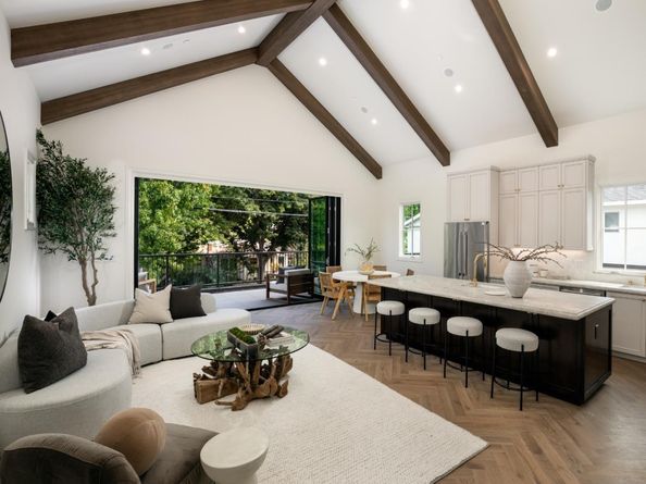 160 Waverley Street, Palo Alto CA 94301