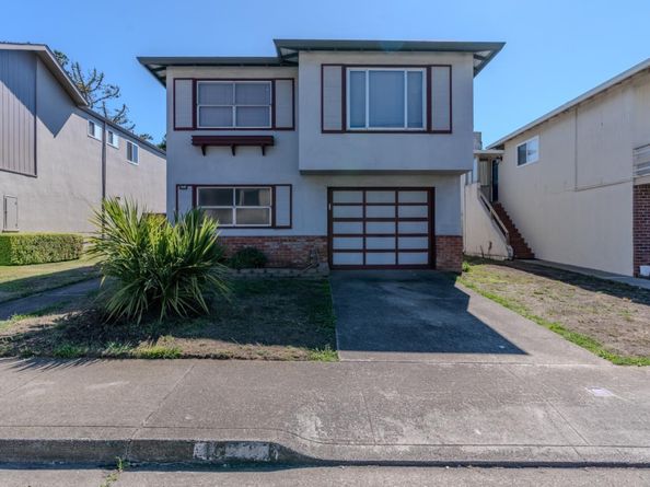 226 Crestmoor Circle, Pacifica CA 94044