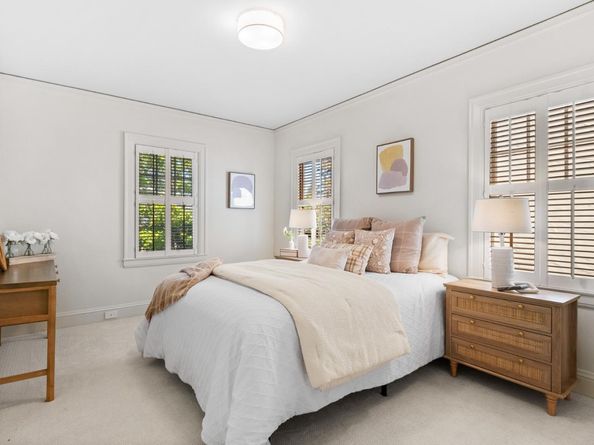 1000 Capuchino Avenue, Burlingame CA 94010