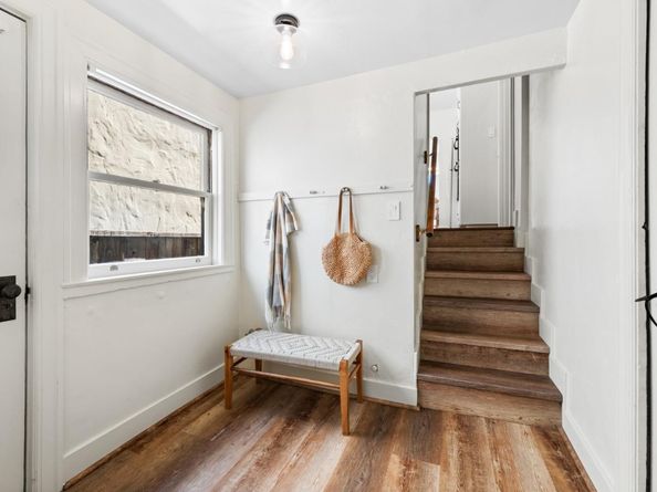 1000 Capuchino Avenue, Burlingame CA 94010