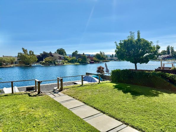 814 Byrd Lane, Foster City CA 94404