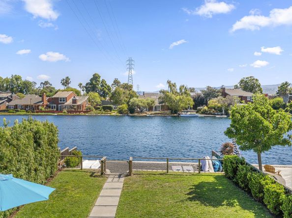 814 Byrd Lane, Foster City CA 94404