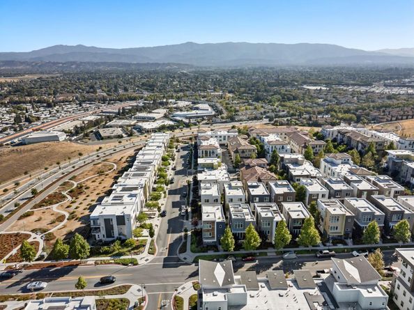 3005 Valley Of Hearts Del Place, San Jose CA 95136