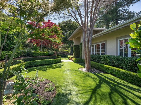 1162 Barroilhet Drive, Hillsborough CA 94010