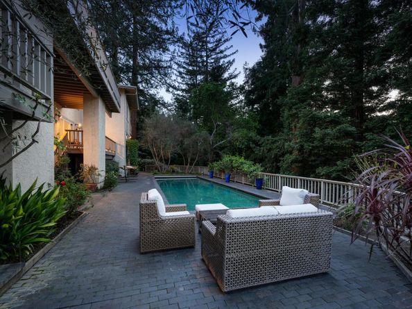 1162 Barroilhet Drive, Hillsborough CA 94010