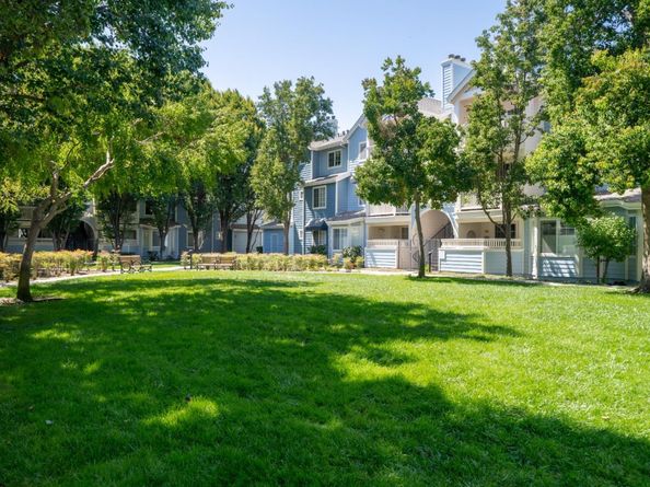 614 Arcadia Terrace 301, Sunnyvale CA 94085