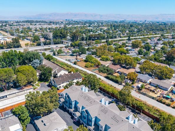 614 Arcadia Terrace 301, Sunnyvale CA 94085