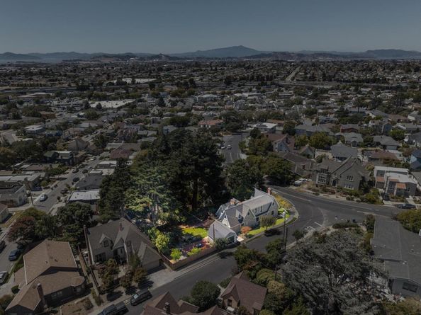 5340 Barrett Avenue, El Cerrito CA 94530