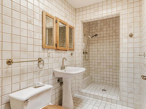 1525 Pomeroy Avenue, Santa Clara CA 95051