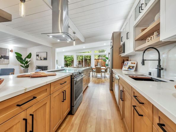 4225 Park Boulevard, Palo Alto CA 94306