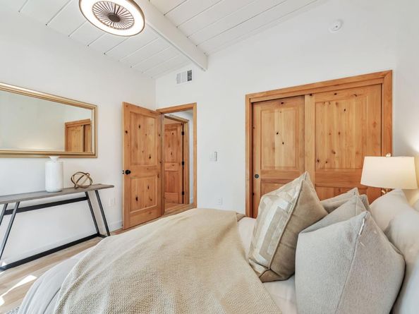 4225 Park Boulevard, Palo Alto CA 94306