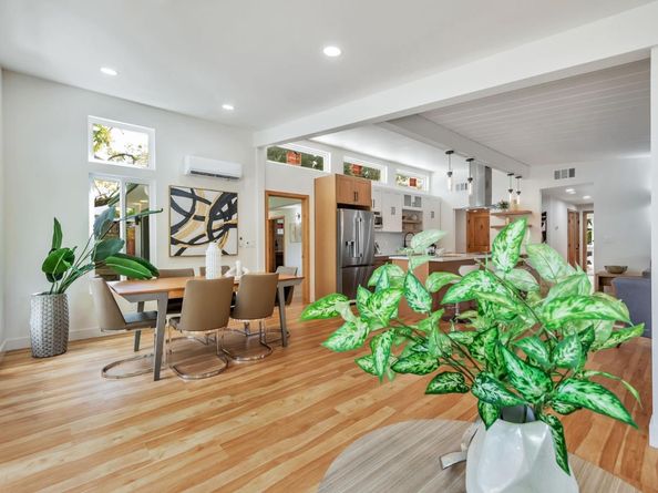 4225 Park Boulevard, Palo Alto CA 94306