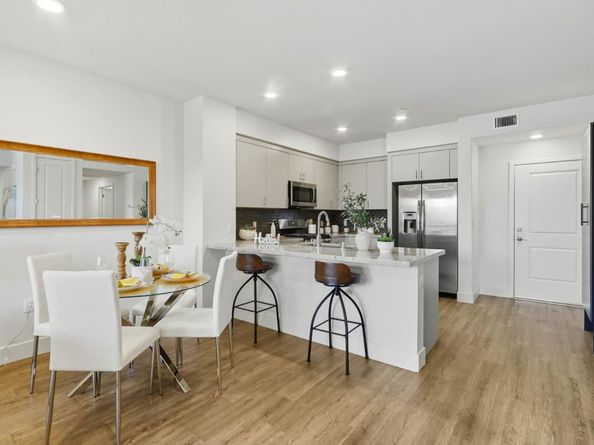 5951 Sunstone Drive 208, San Jose CA 95123