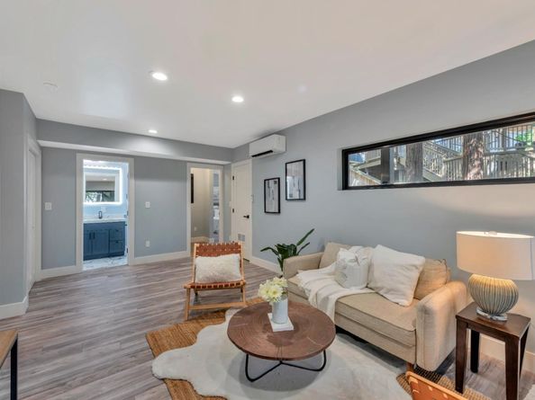 7032 Sayre Drive, Oakland CA 94611
