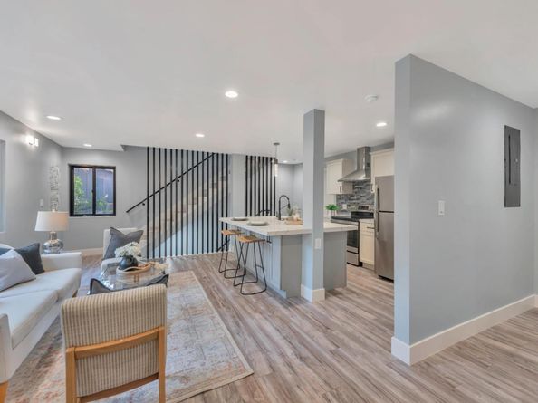 7032 Sayre Drive, Oakland CA 94611