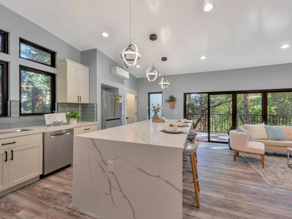 7032 Sayre Drive, Oakland CA 94611