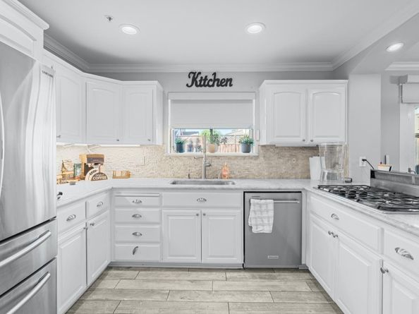 16935 Pine Way, Morgan Hill CA 95037