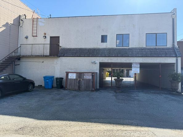 1761 Laurel Street, San Carlos CA 94070