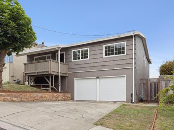 812 Burns Court