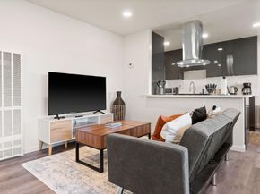 Dunster, Campbell CA 95008