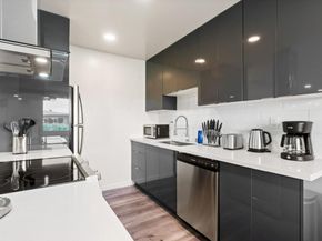Dunster, Campbell CA 95008