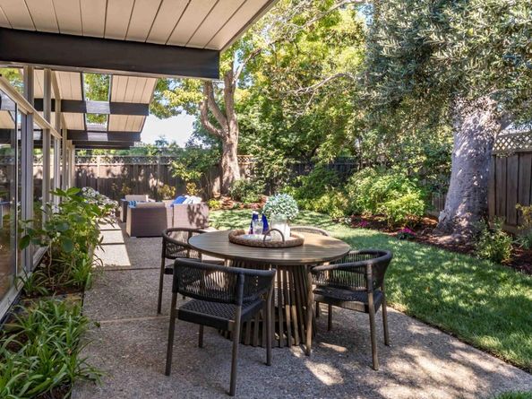 779 Holly Oak Drive, Palo Alto CA 94303