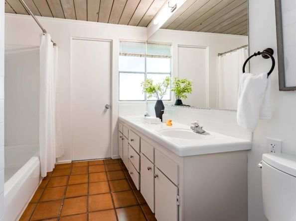 779 Holly Oak Drive, Palo Alto CA 94303