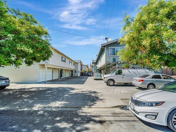 188 SUNSET Boulevard, Hayward CA 94541