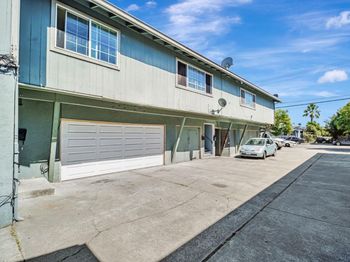 188 SUNSET Boulevard