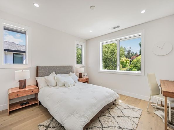 980 Lucky Avenue, Menlo Park CA 94025