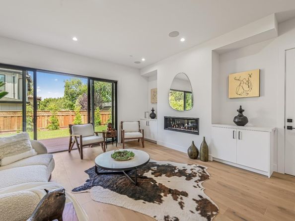 980 Lucky Avenue, Menlo Park CA 94025