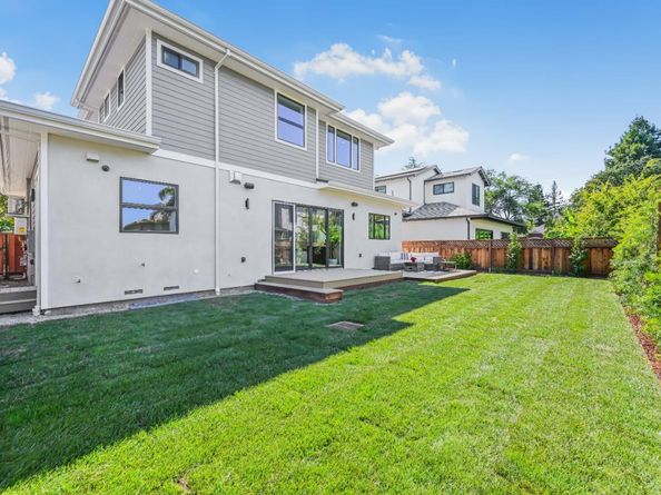 980 Lucky Avenue, Menlo Park CA 94025