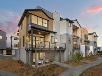 2434 Willow Way