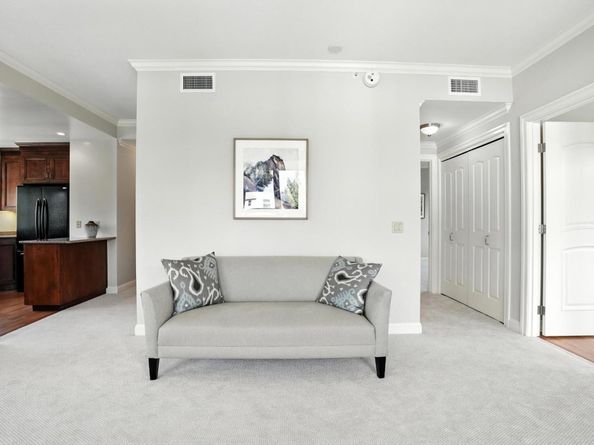 10 Crystal Springs Road 2414, San Mateo CA 94402