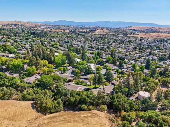 5286 Cribari Heights, San Jose CA 95135