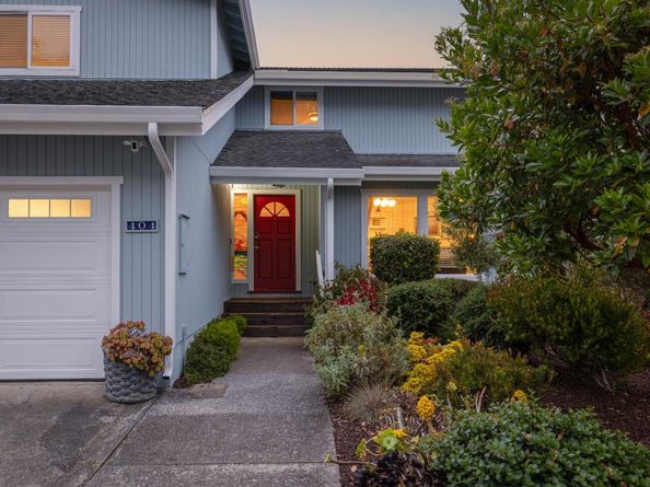 404 Roosevelt Boulevard, Half Moon Bay CA 94019
