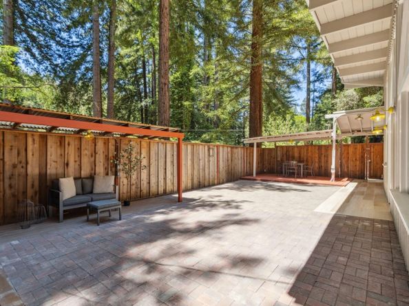 330 Huckleberry Lane, Boulder Creek CA 95006