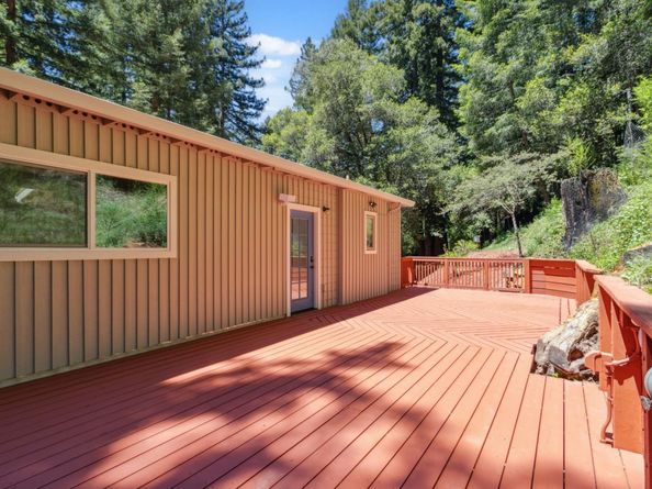 330 Huckleberry Lane, Boulder Creek CA 95006