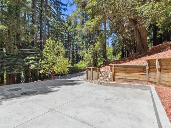 330 Huckleberry Lane, Boulder Creek CA 95006