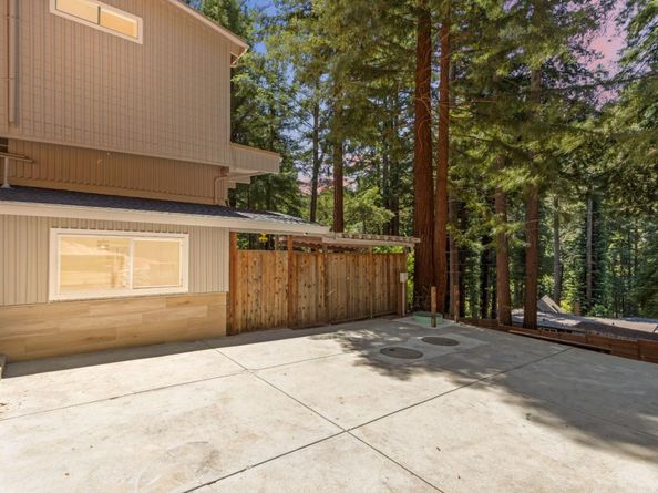 330 Huckleberry Lane, Boulder Creek CA 95006